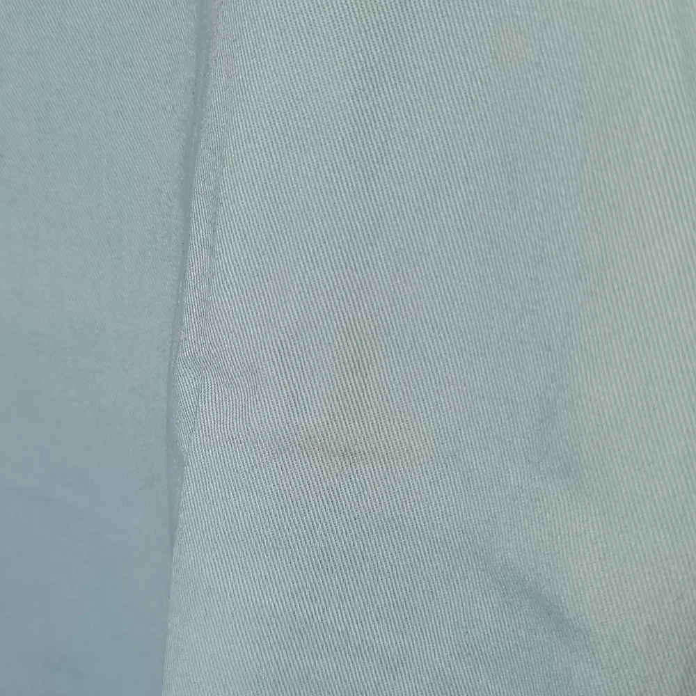 Women's Steve and Barry's brand khaki shorts - Picture 3 of 7